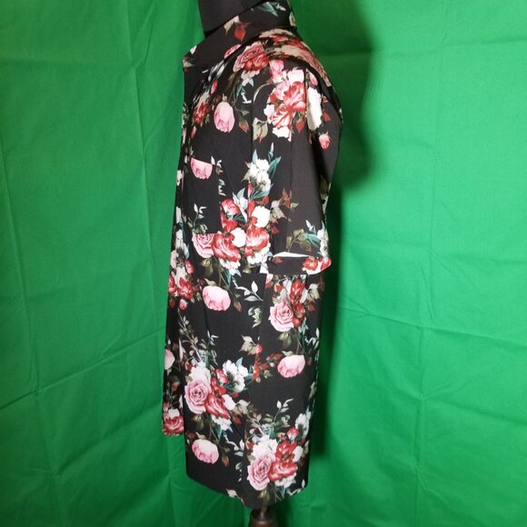 Into The AM Men's XL Black Floral Short Sleeve Button Up Retro Party City - Picture 2 of 8